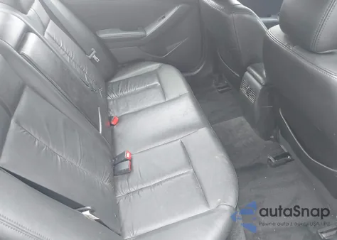 2010 Nissan Altima 2.5 S from USA, damaged, VIN 1N4AL2APXAN445942